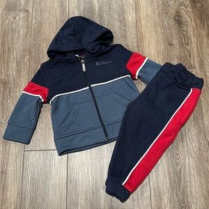 Ben Sherman 2 piece matching jumpsuit size: 12 months